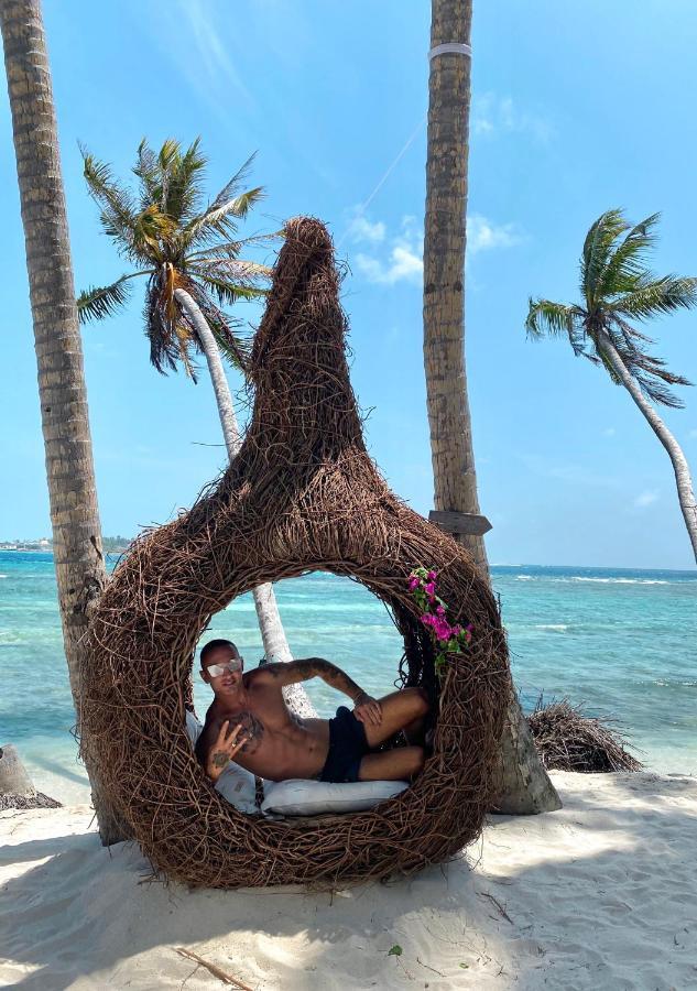 Samura Maldives Guest House Thulusdhoo Eksteriør bilde